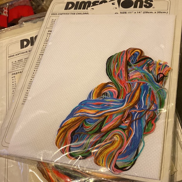 New vintage DIMENSIONS cherish the children counted cross stitching 3603. - Picture 7 of 7